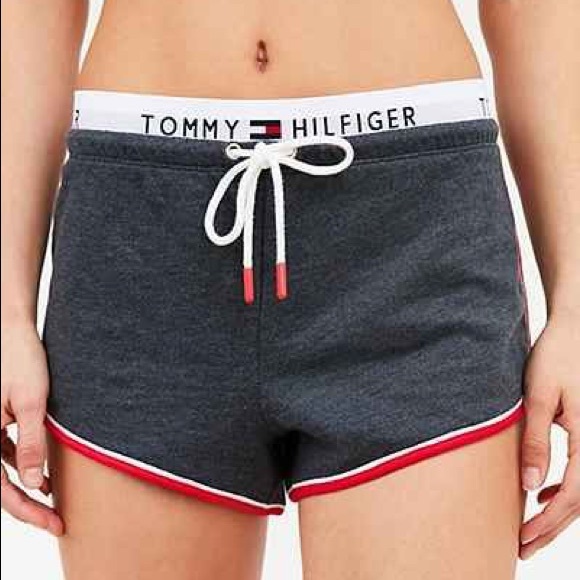 Tommy Hilfiger Pants - 💥TOMMY HILFIGER shorts